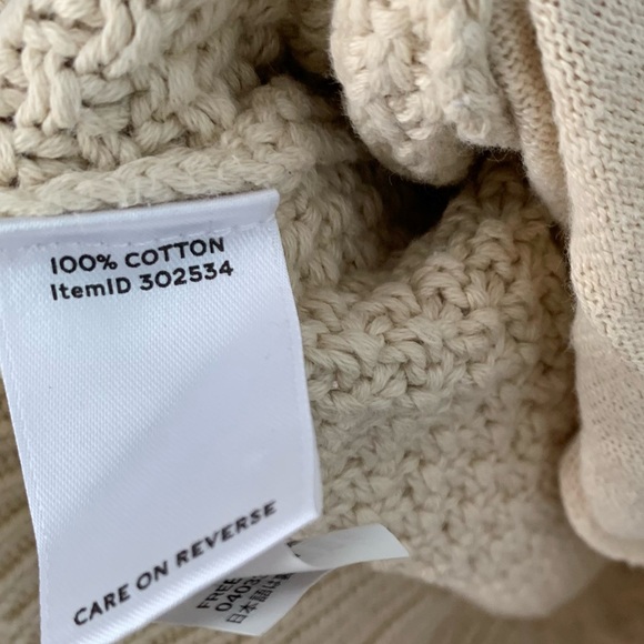 L.L. Bean Signature 100% Cotton Cable Knit Cowl Neck Fisherman pocket Sweater M - Picture 6 of 11